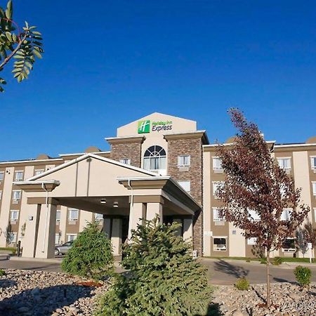 Holiday Inn Express Fort St John By Ihg Fort St. John Dış mekan fotoğraf