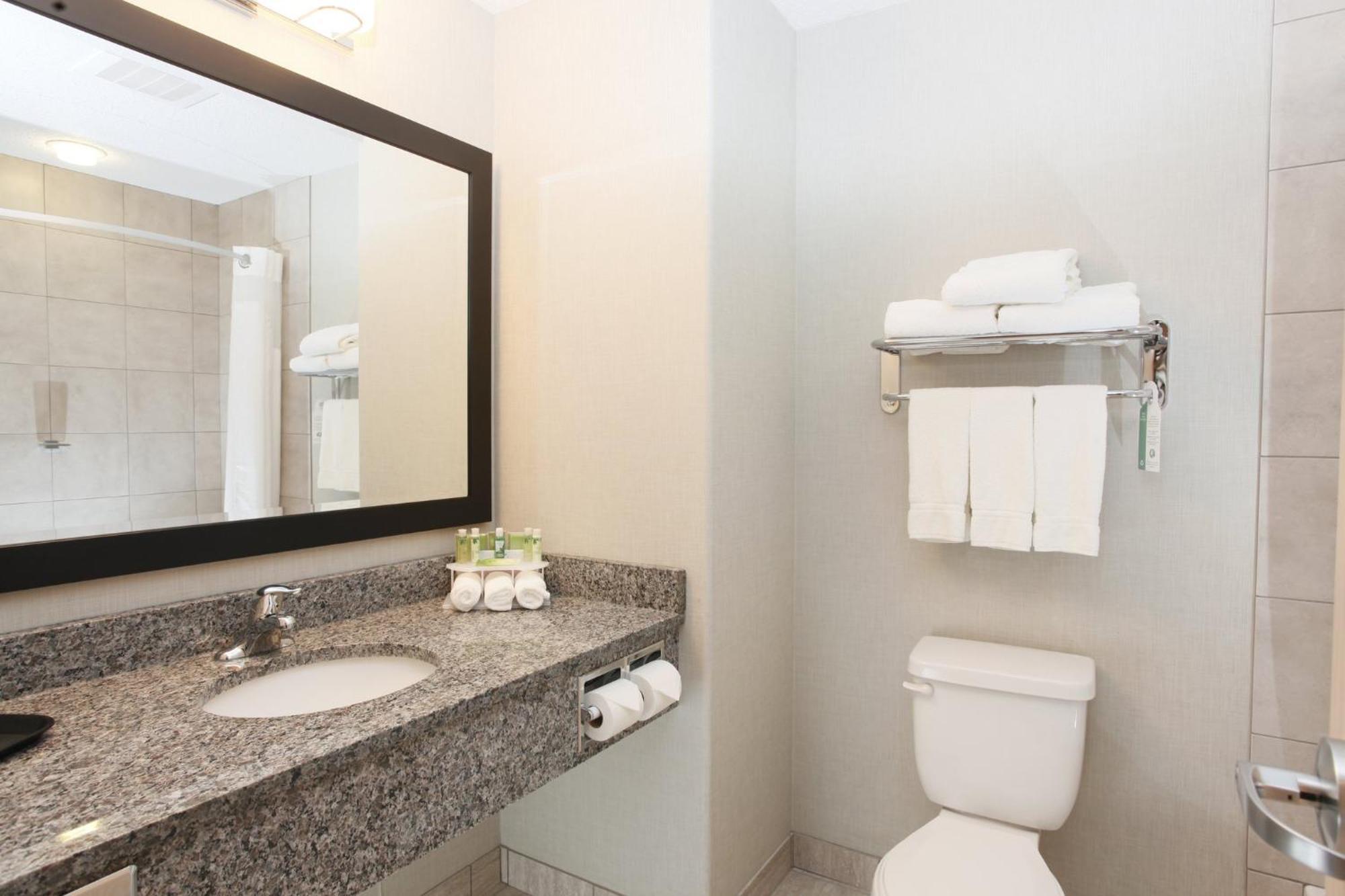 Holiday Inn Express Fort St John By Ihg Fort St. John Dış mekan fotoğraf