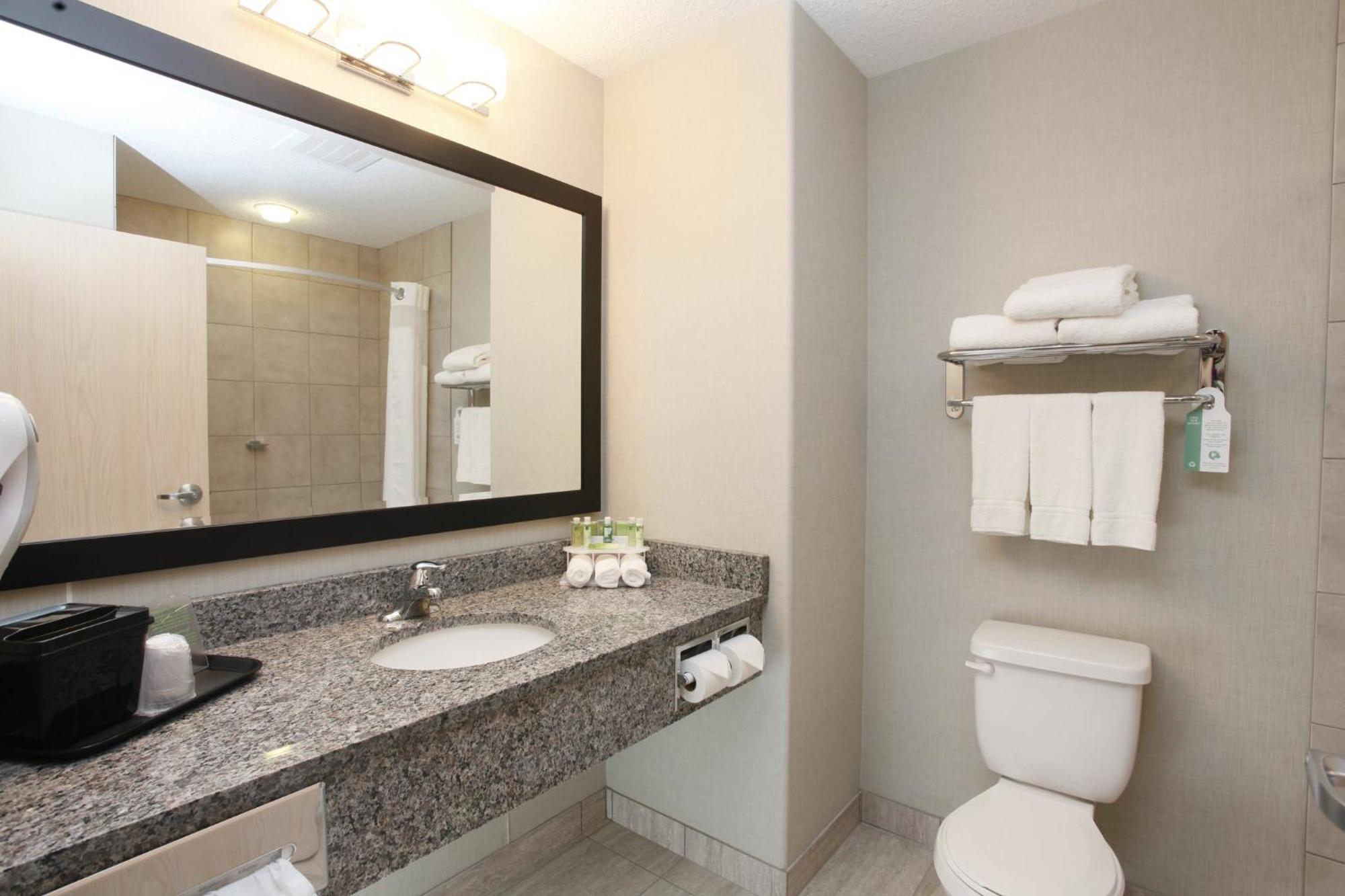 Holiday Inn Express Fort St John By Ihg Fort St. John Dış mekan fotoğraf