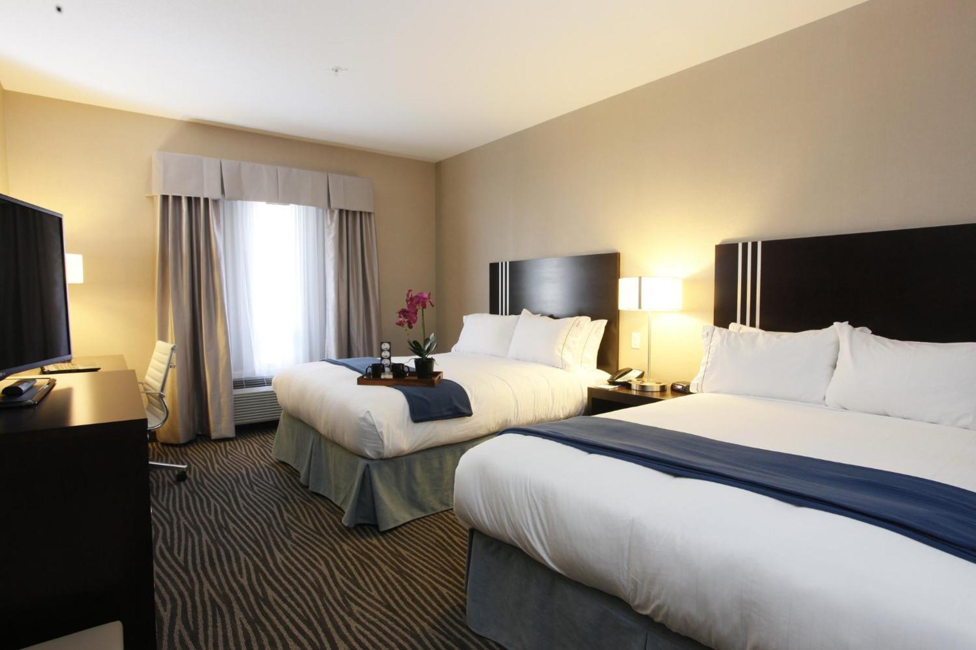 Holiday Inn Express Fort St John By Ihg Fort St. John Dış mekan fotoğraf